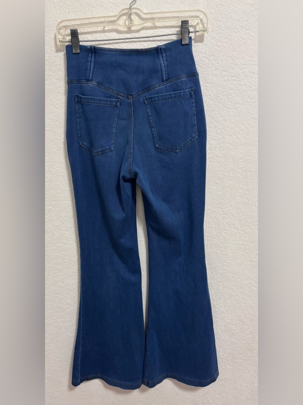 Halara crossover waist pull on flare jeans - Picture 3 of 5